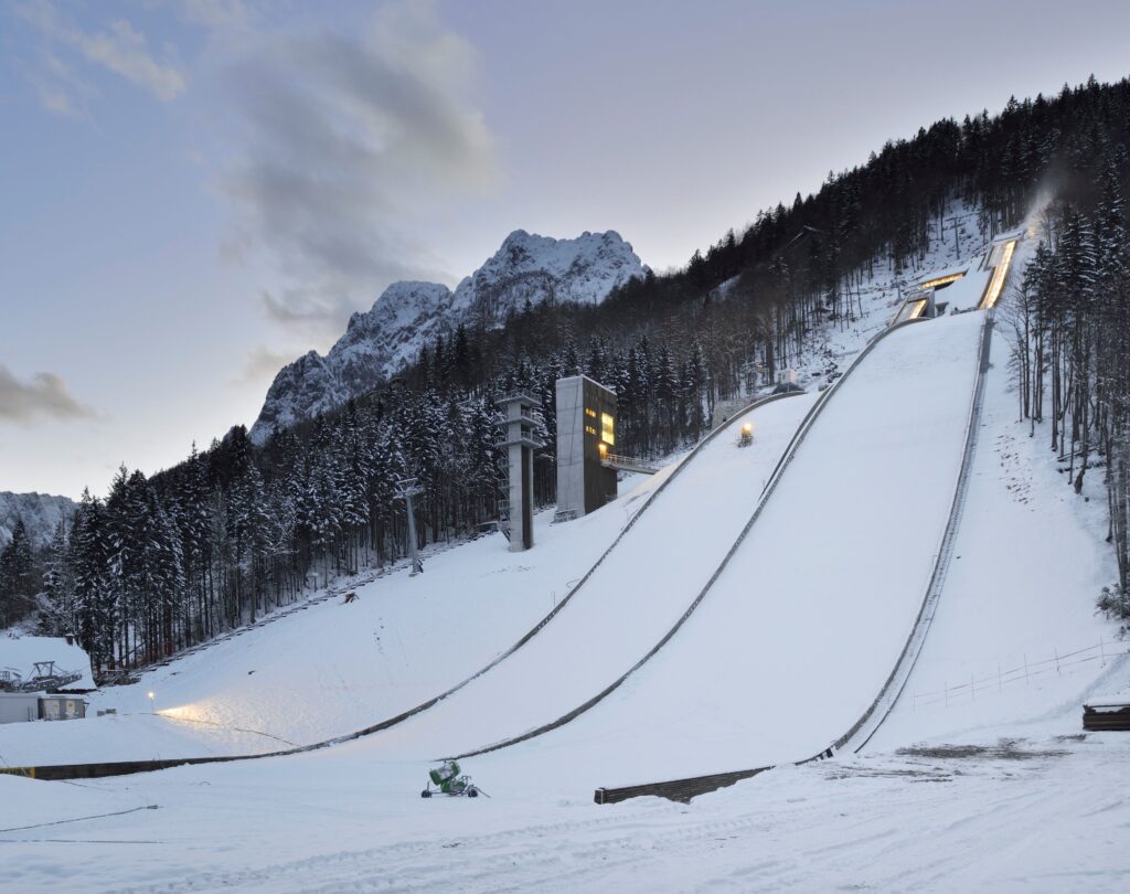 Letalnice in skakalnice v Planici