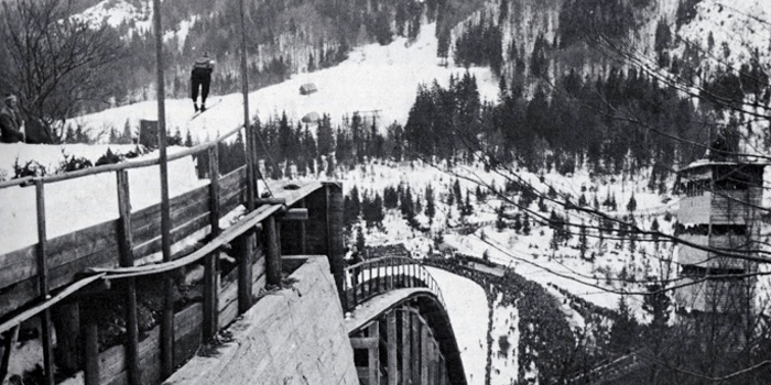 Zgodovina Planice skakalec crno bela