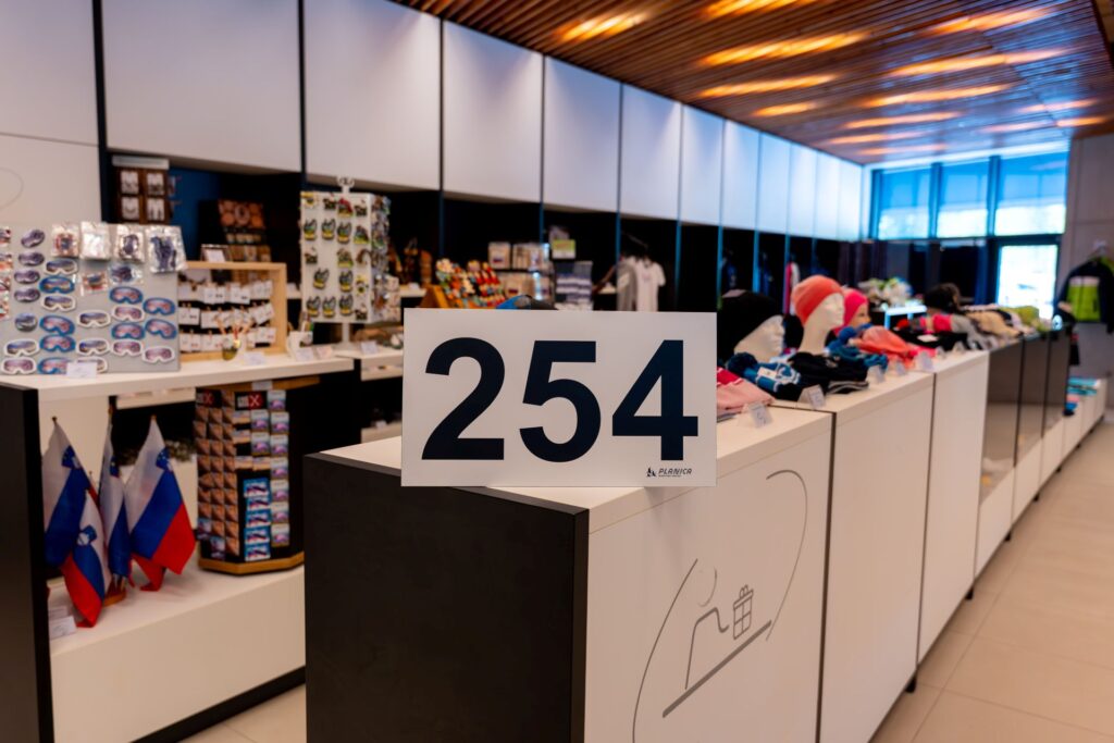 SKIVIBE 20250504 NC Planica Dan v Planici male www